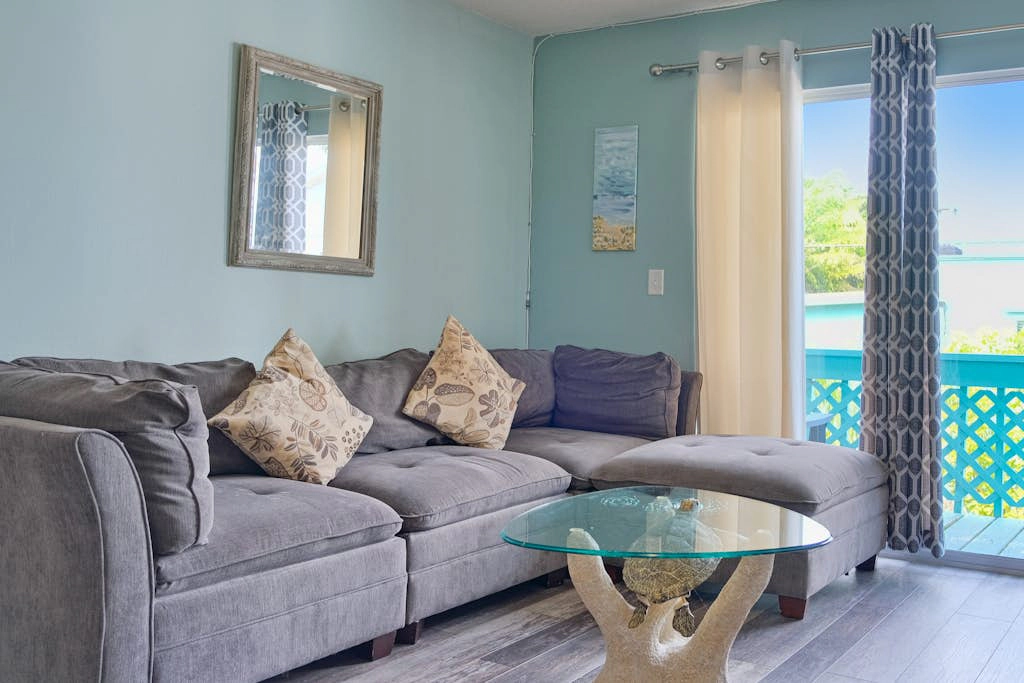 Beach Bungalow E