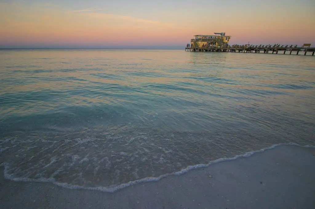 Bay View Inn 202