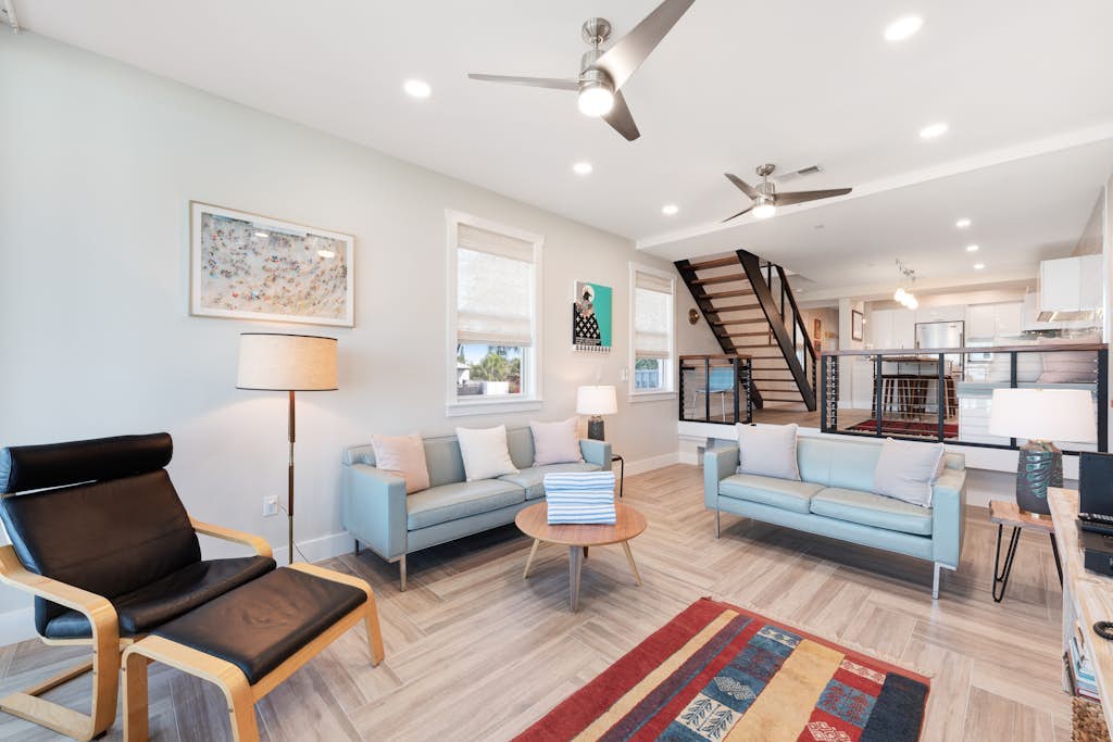 Beachfront condo with WiFi, two decks, Gulf views & pool - walk to the trolley