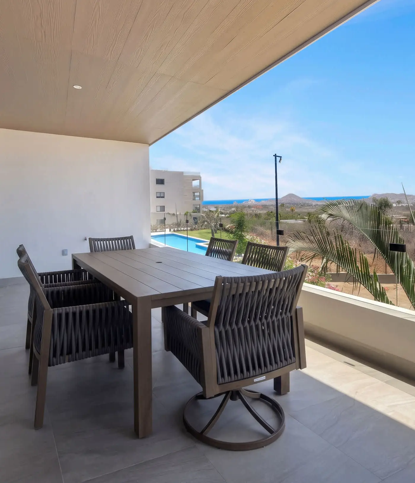 Stunning, brand new 3 Bdrm Condo in VistaVela Sunset