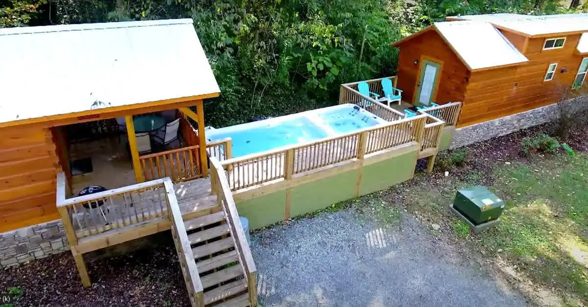 River Tiny Cabin with Shared Swim, and and Hot Tub
