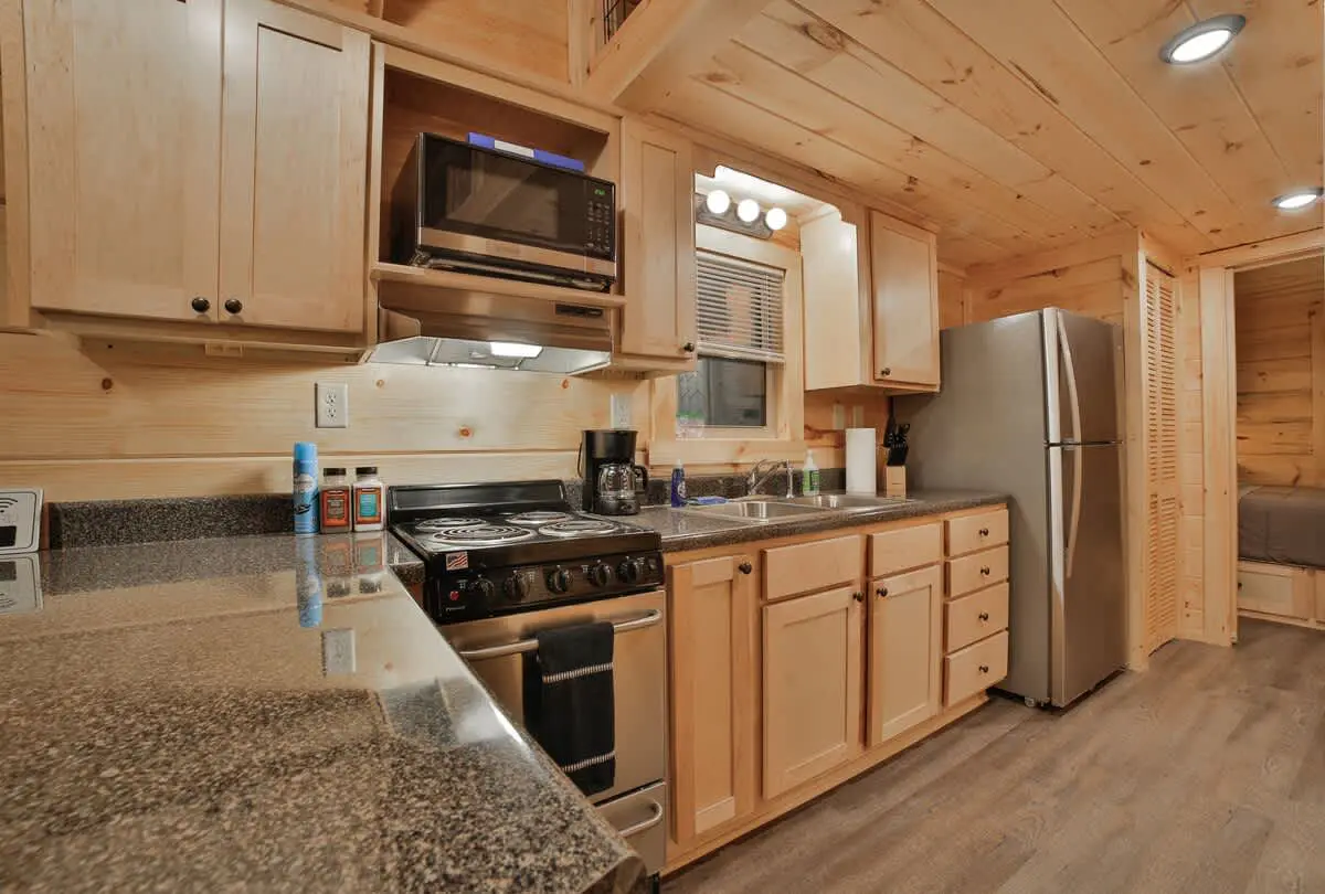 River Tiny Cabin with Shared Swim, and and Hot Tub