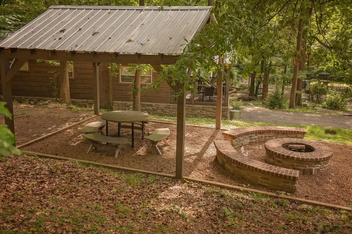 River Tiny Cabin with Shared Swim, and and Hot Tub