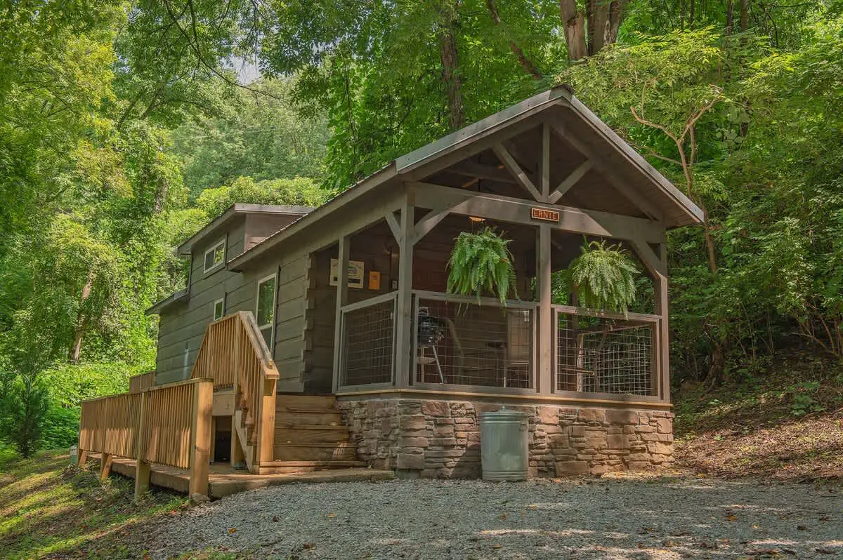 Ernie Cabin Private Spa 1 Mile from the Southside