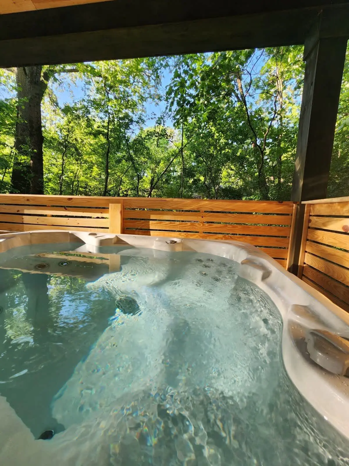 The Trackside Depot, Hot Tub and Private Patio
