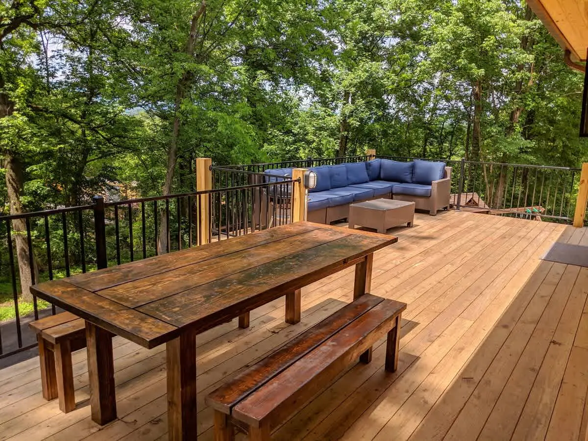 Skyuka Chalet Wooded Retreat | Spa, Pool, Firepit