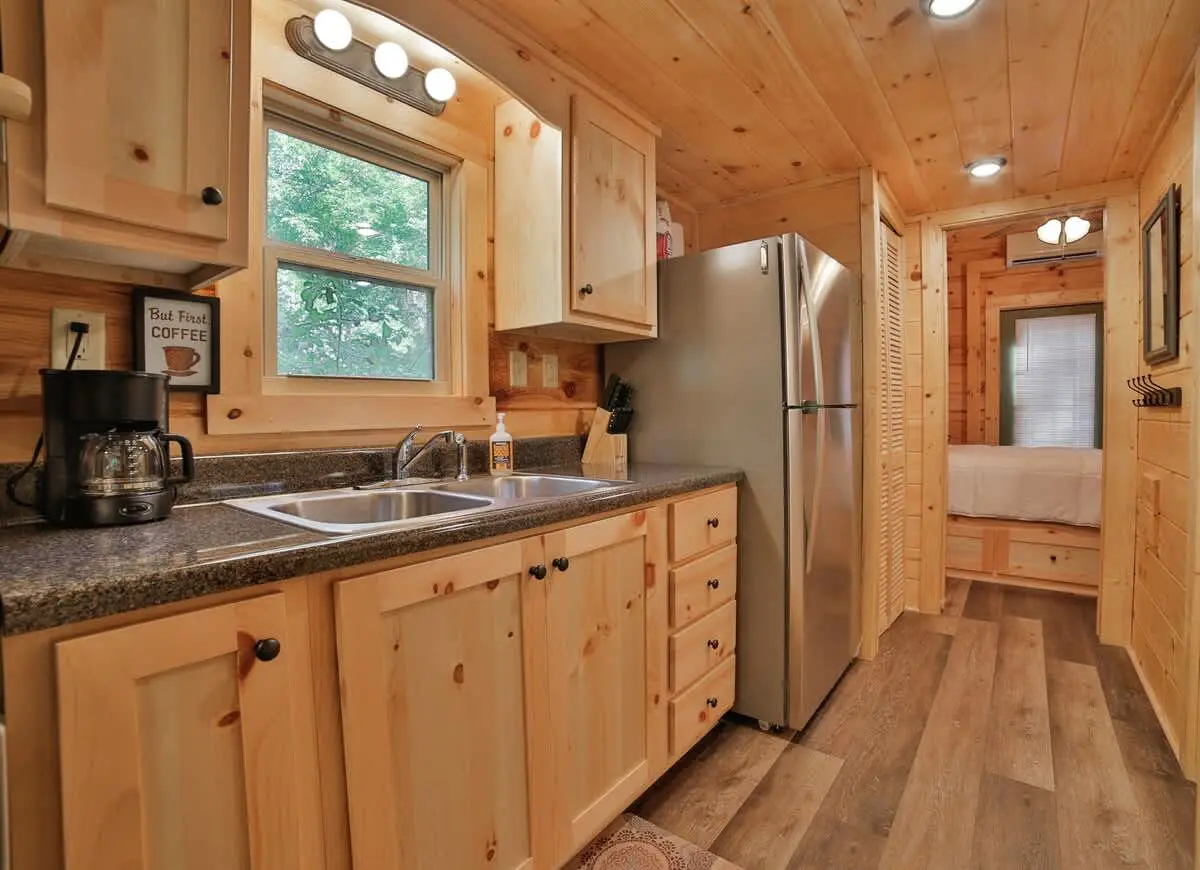 Bryce Cabin - Lookout Mtn Tiny Home with Swim Spa