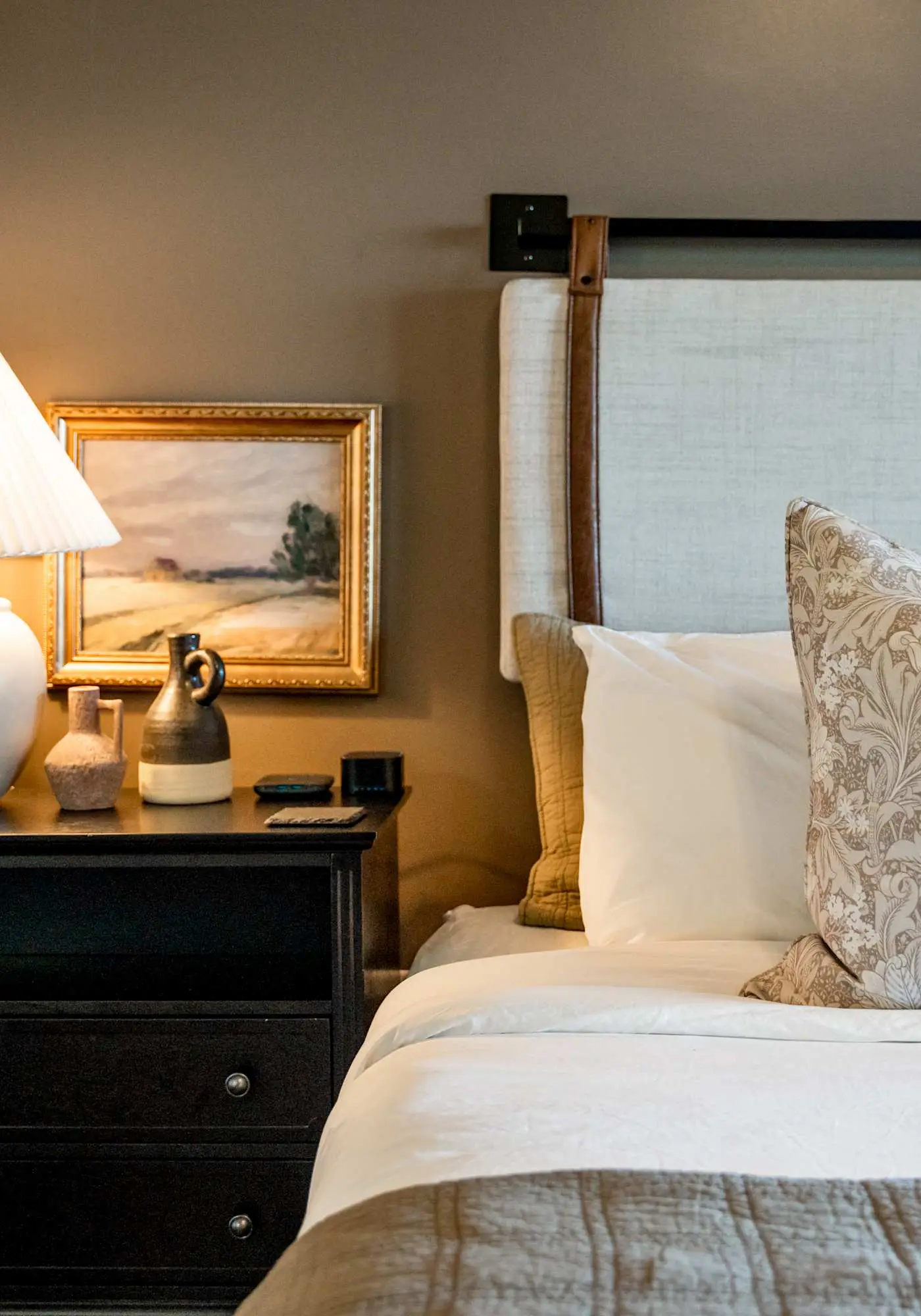 Historic Riverview Inn - King Room Five