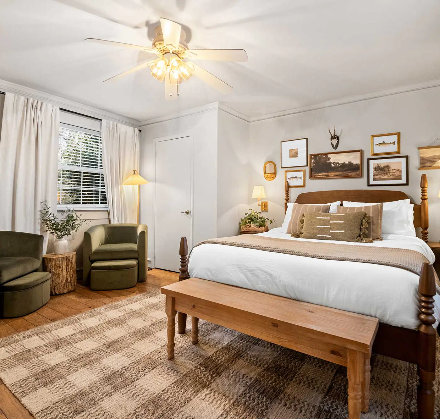 Etowah Suite w Hot Tub, Family Stay Near Rock City