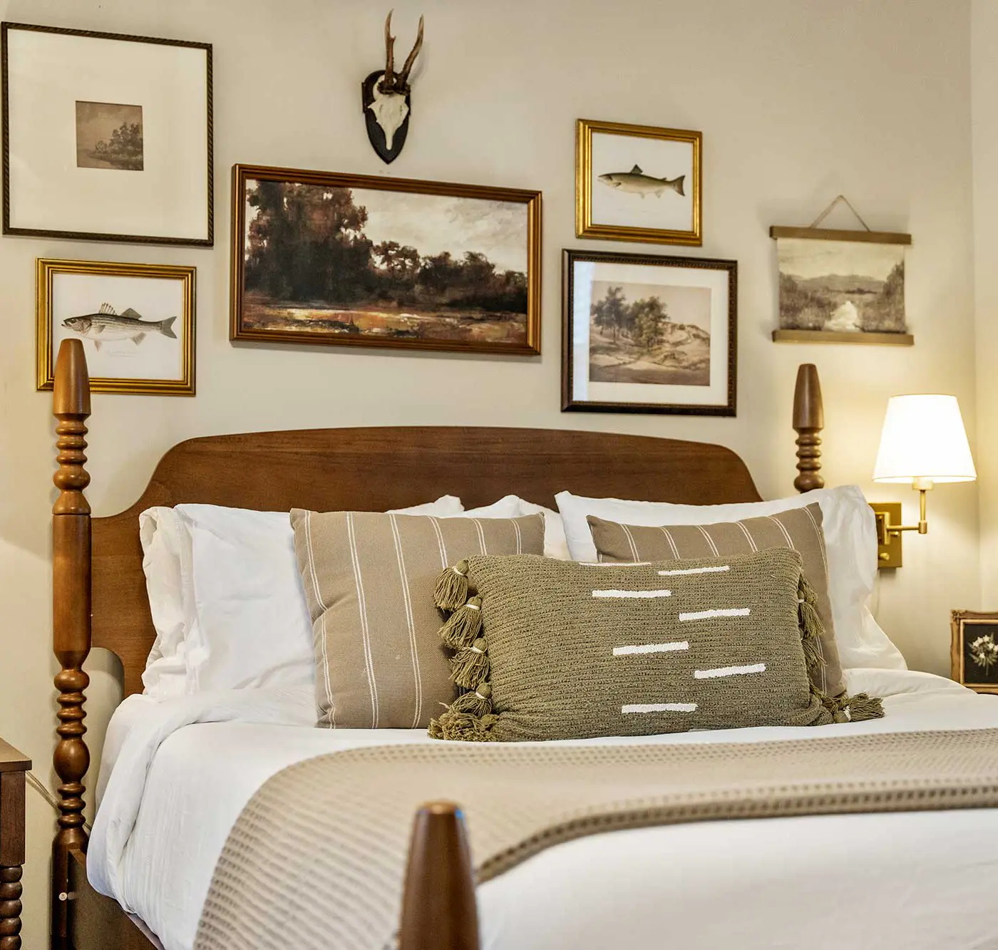 Etowah Suite w Hot Tub, Family Stay Near Rock City