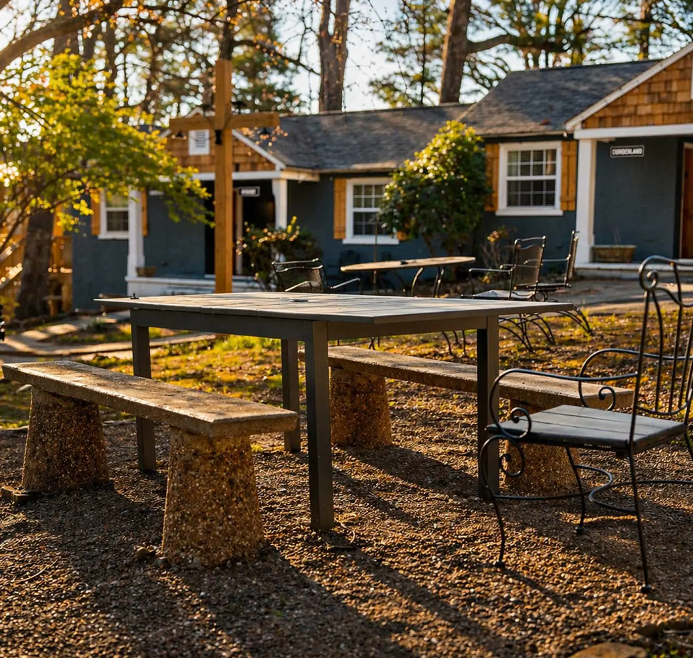 Etowah Suite w Hot Tub, Family Stay Near Rock City