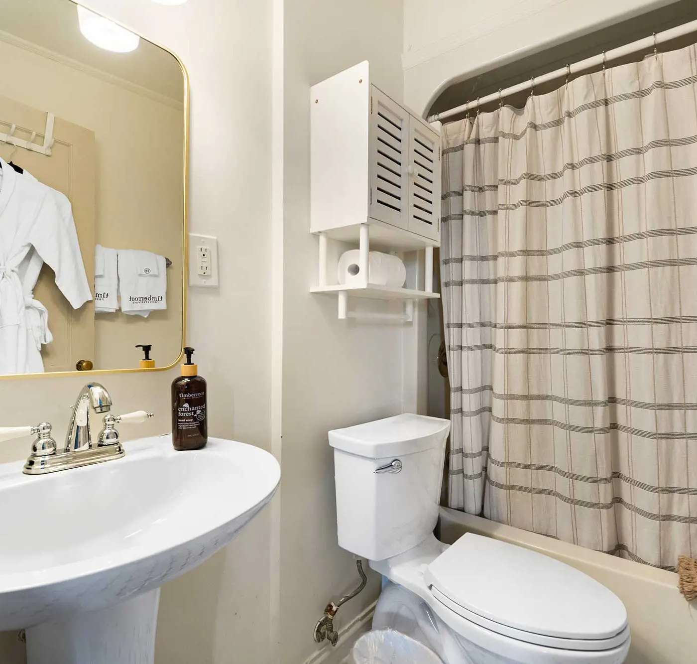 Glenn Falls Suite on Lookout Mountain