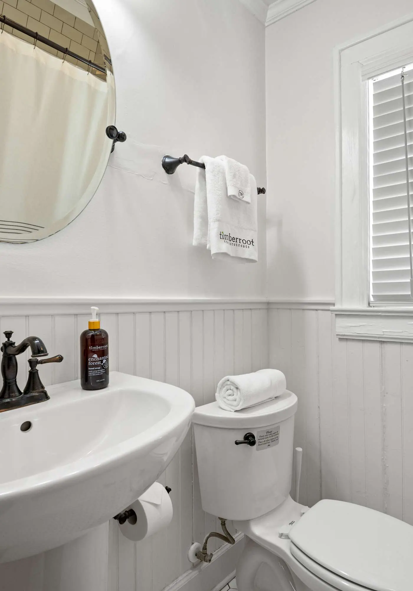Historic Riverview Inn - King Room One
