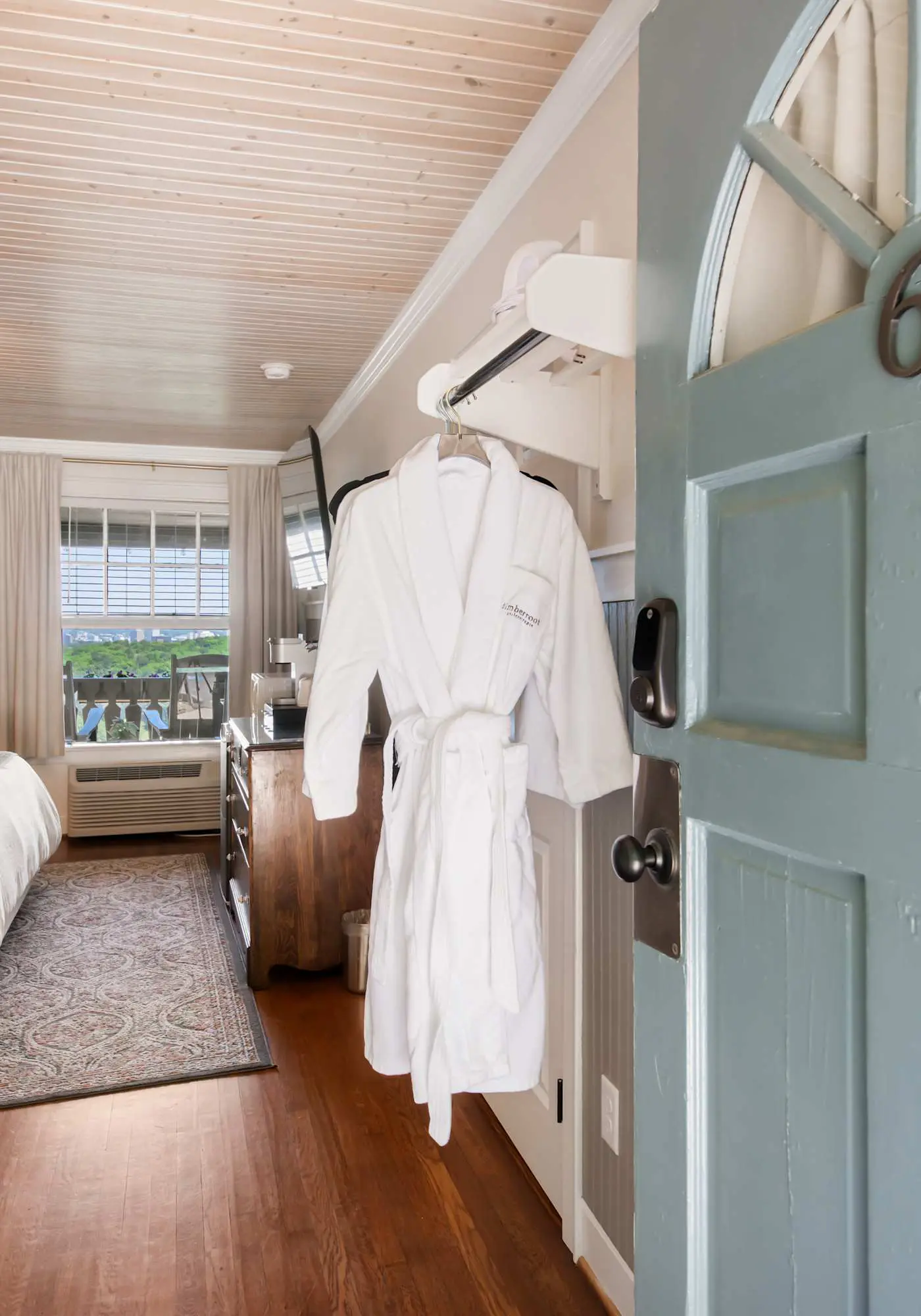 Historic Riverview Inn - King Room Six