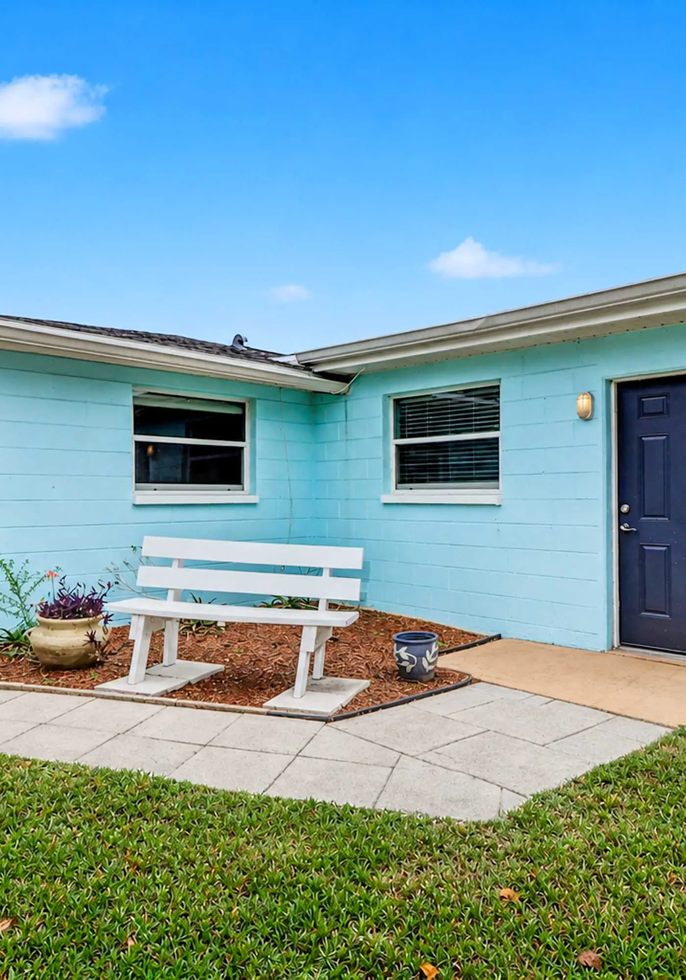 Family and dog friendly home with private pool