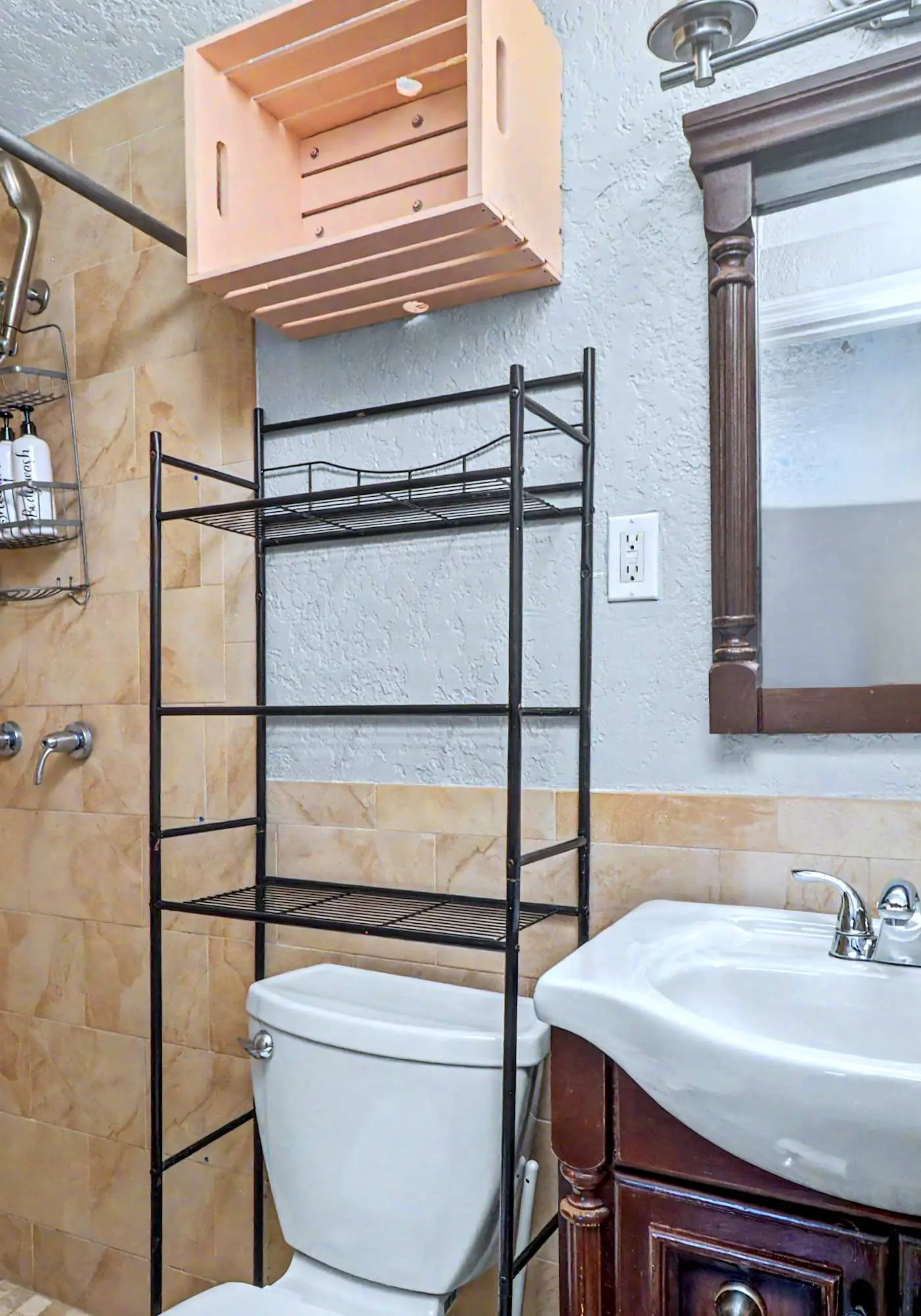 Family and dog friendly home with private pool