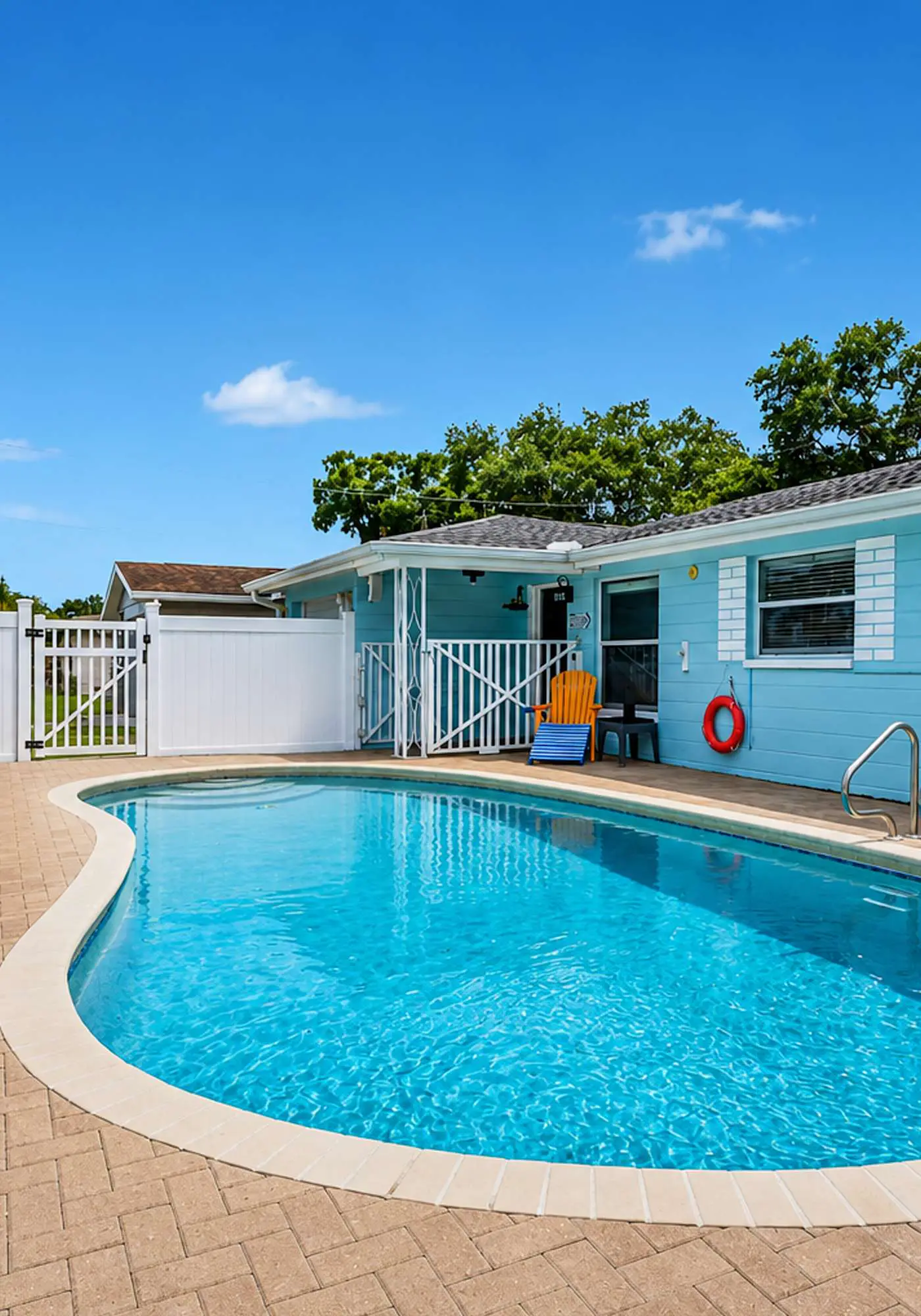 Family and dog friendly home with private pool