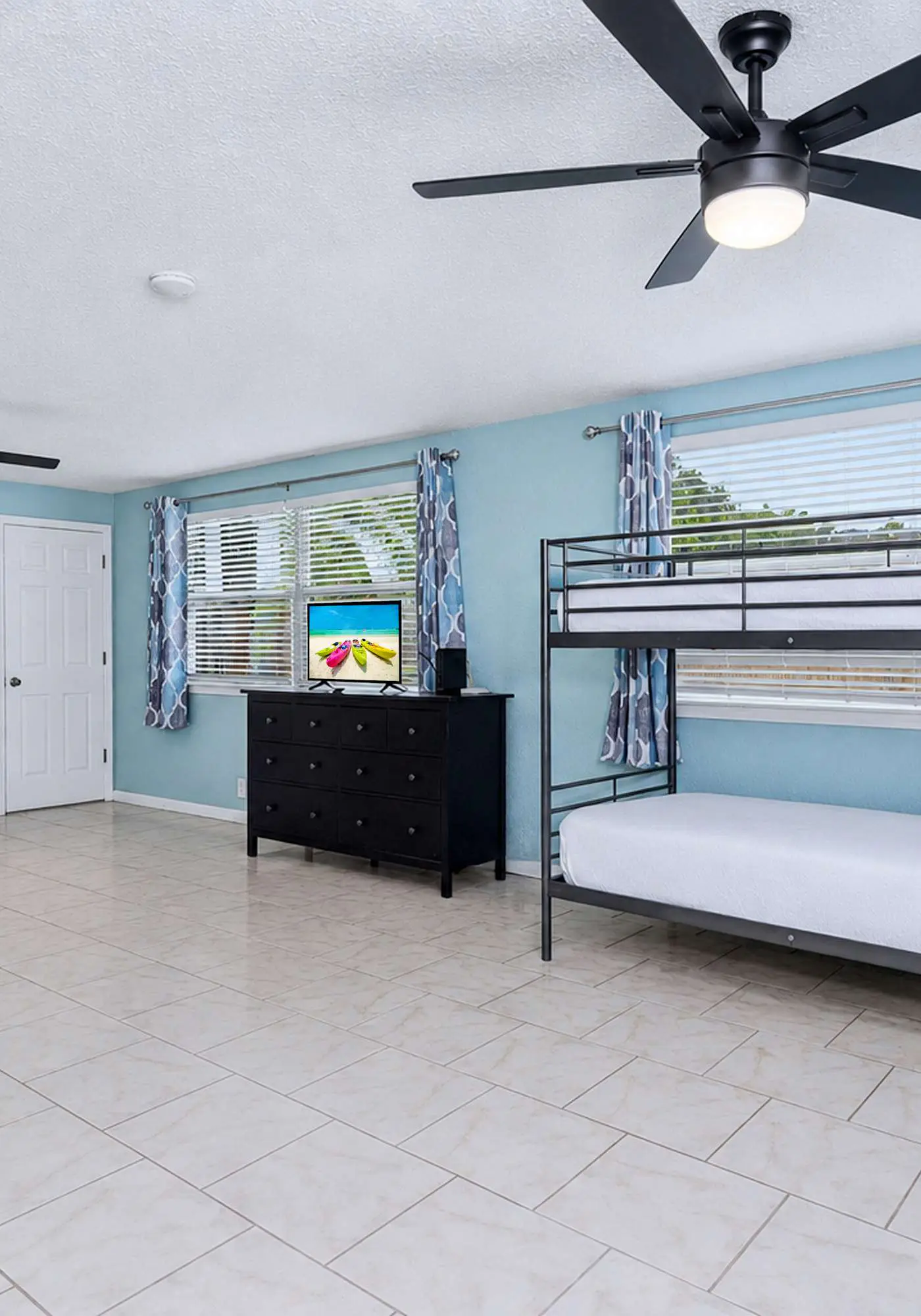 Family and dog friendly home with private pool