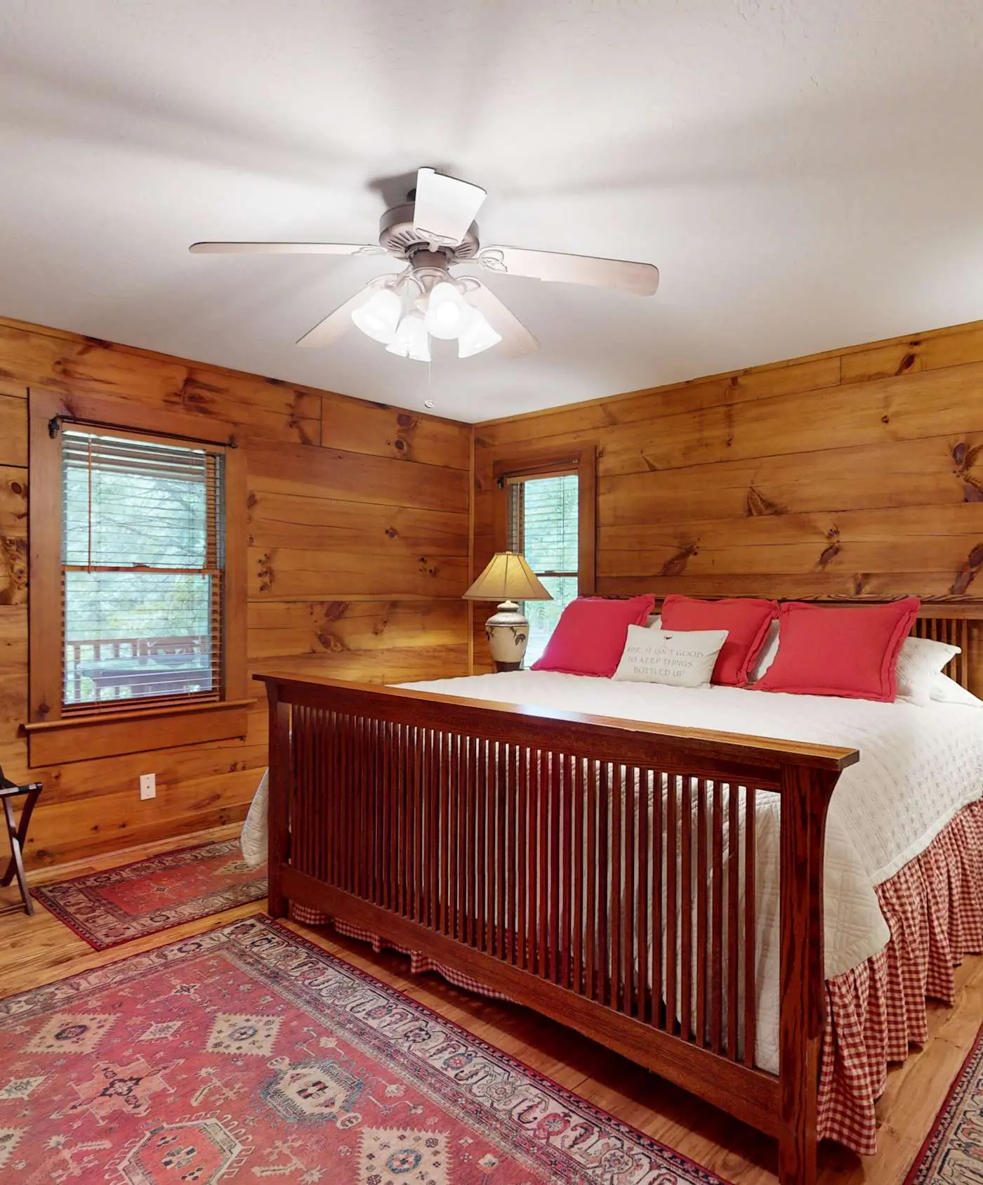 Creekfront Cottage, scenic views, dog-friendly, firepit, gas grill, gas fireplace