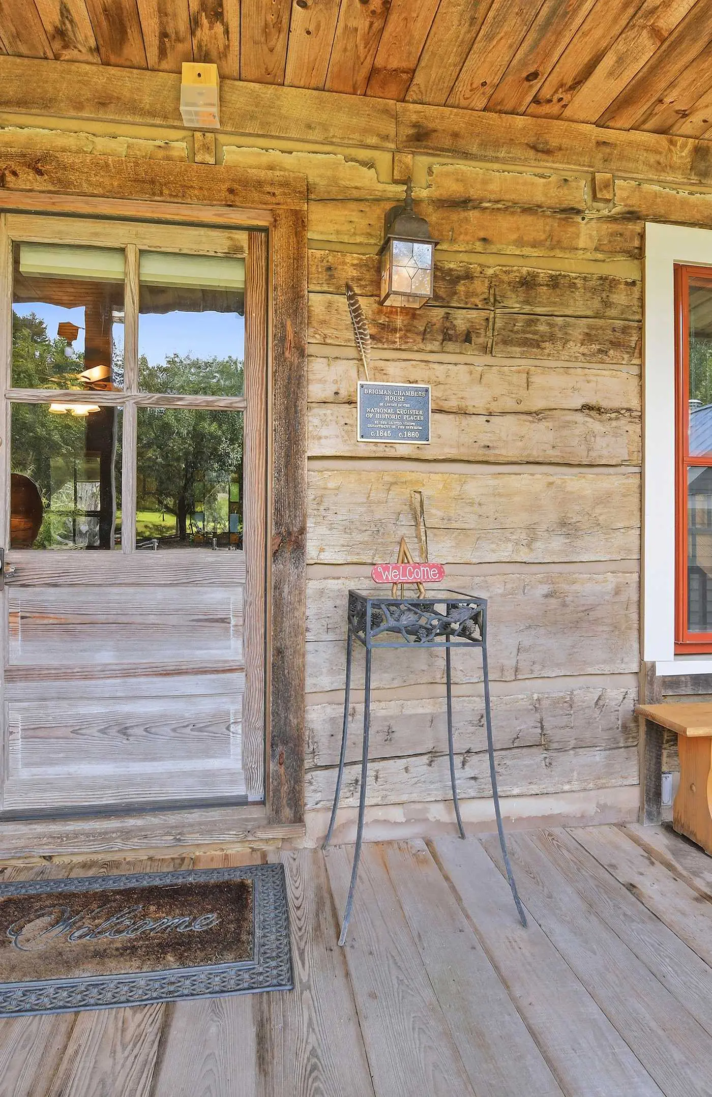 Luxury Farmhouse, creek, dog-friendly, gas fireplace, firepit, BBQ, cable, porch, swing