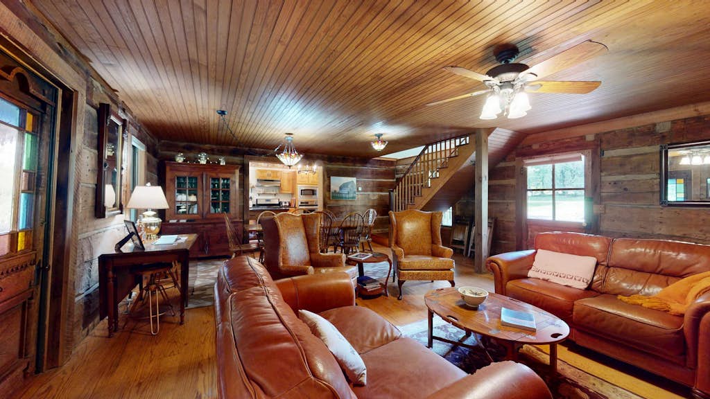 Carolina Jewel Farmhouse
