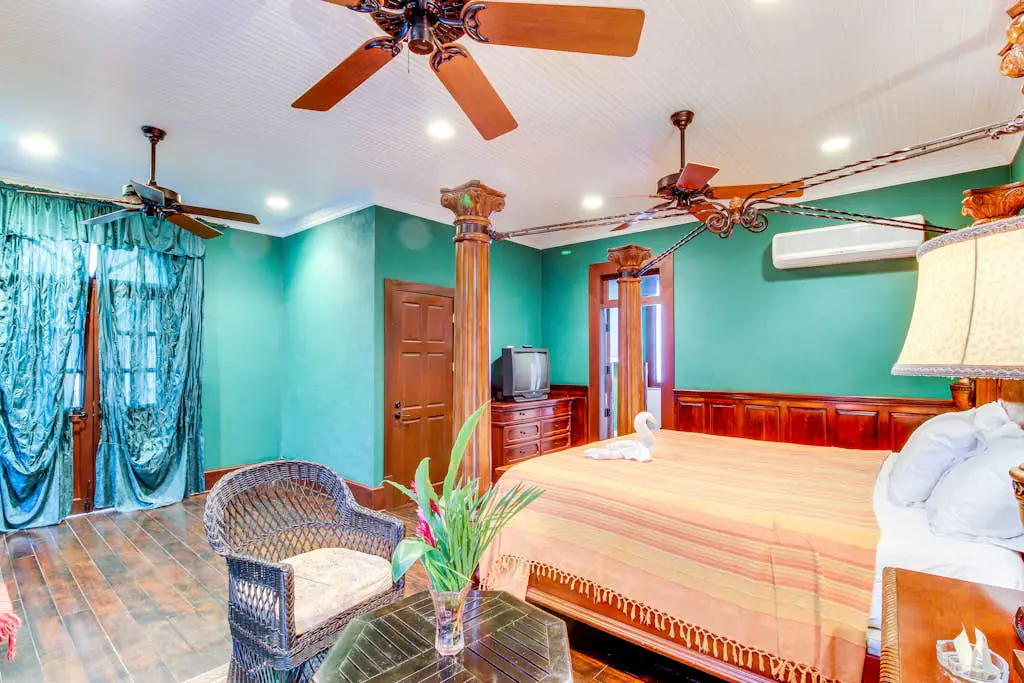 Family Suite at Mahogany Hall -Gold Standard Certified