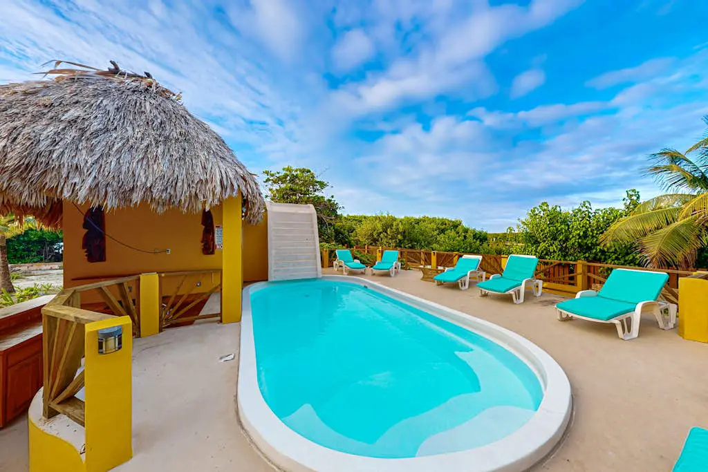 La Casa Pura Vida -Gold Standard Certified