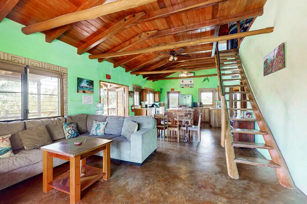 La Casa Pura Vida -Gold Standard Certified