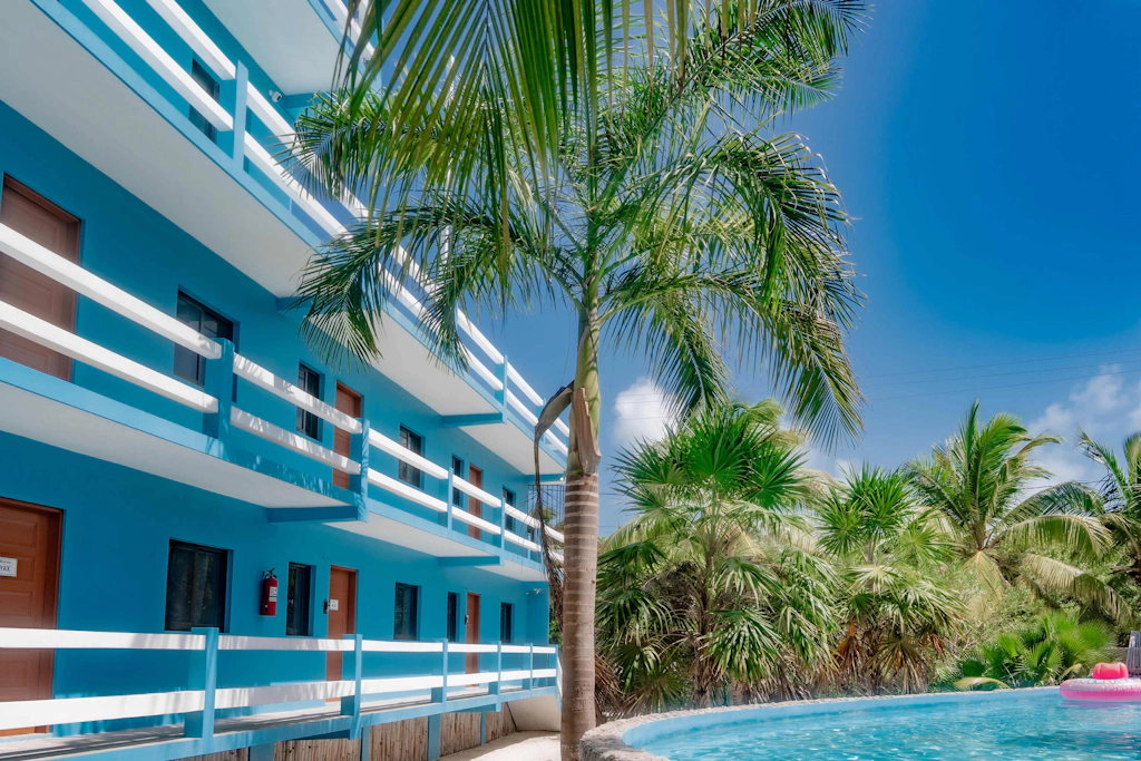 MF8 Muyal Suite at Mayan Falls -Gold Standard and Safe Corridor Certified