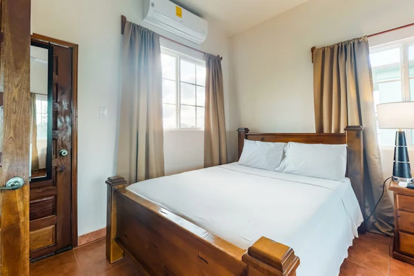 Cozy studio near town with an ocean view, free WiFi, partial AC & shared deck
