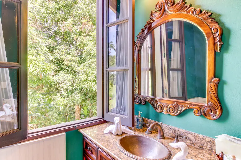 Colonial Suite @ Mahogany Hall *Gold Standard Certified