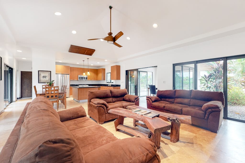 Off-grid oasis with private pool, patio, grill & partial AC
