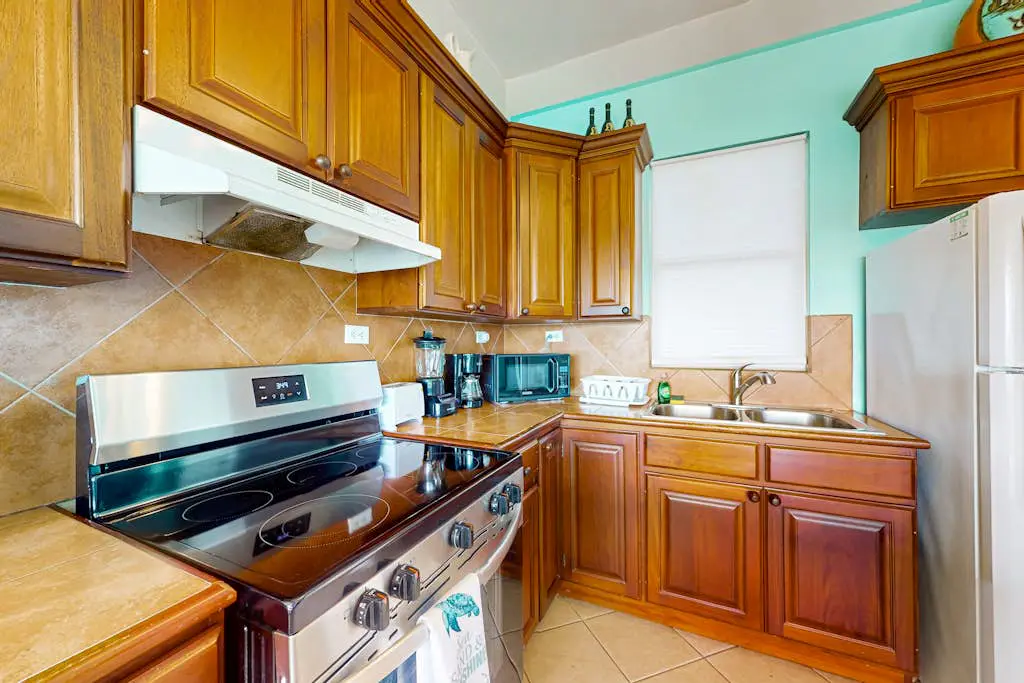 Suite B101 - Mara Laguna - Gold Standard Certified