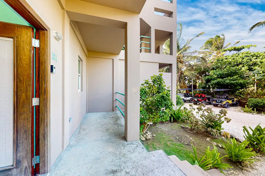 Suite B101 - Mara Laguna - Gold Standard Certified