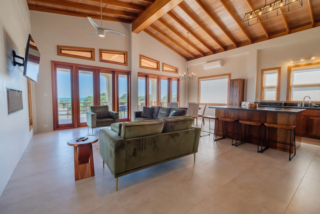 Suite 2 at Island Pearl Gold Standard Certified