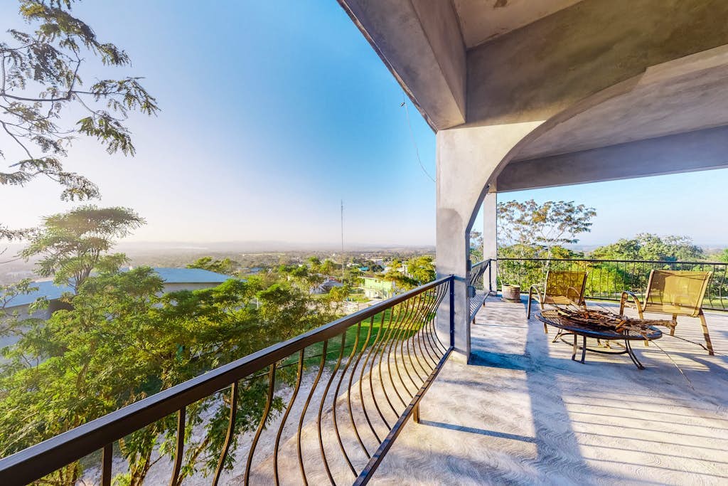 Enchanting home with pool, volleyball, mountain/city views & AC