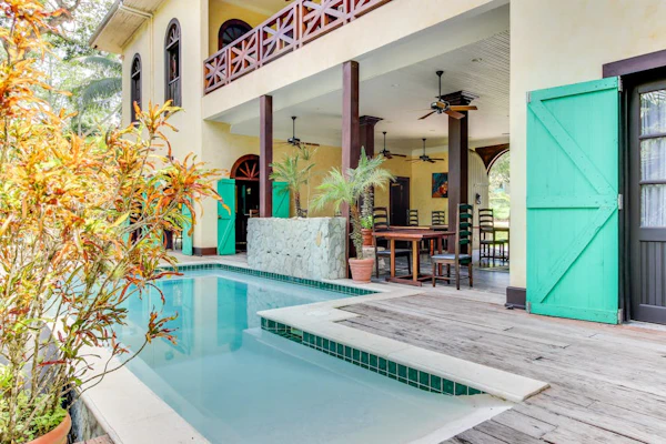 Riverfront Suite, Lovely View, Partial AC, WiFi & Pool