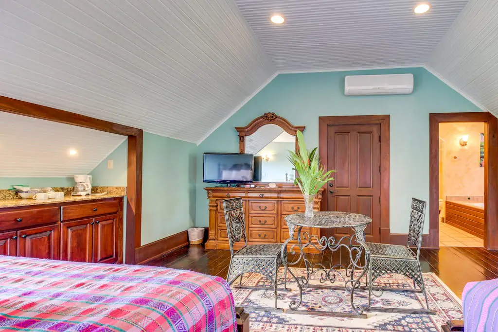 Monkey Suite at Mahogany Hall -Gold Standard Certified