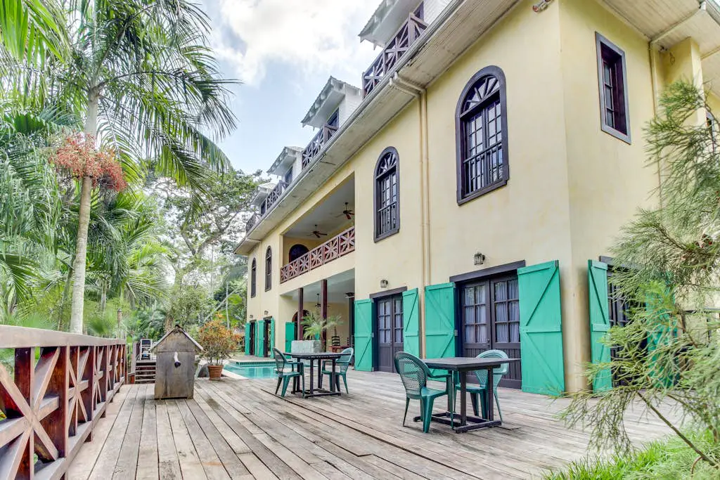 Monkey Suite at Mahogany Hall -Gold Standard Certified