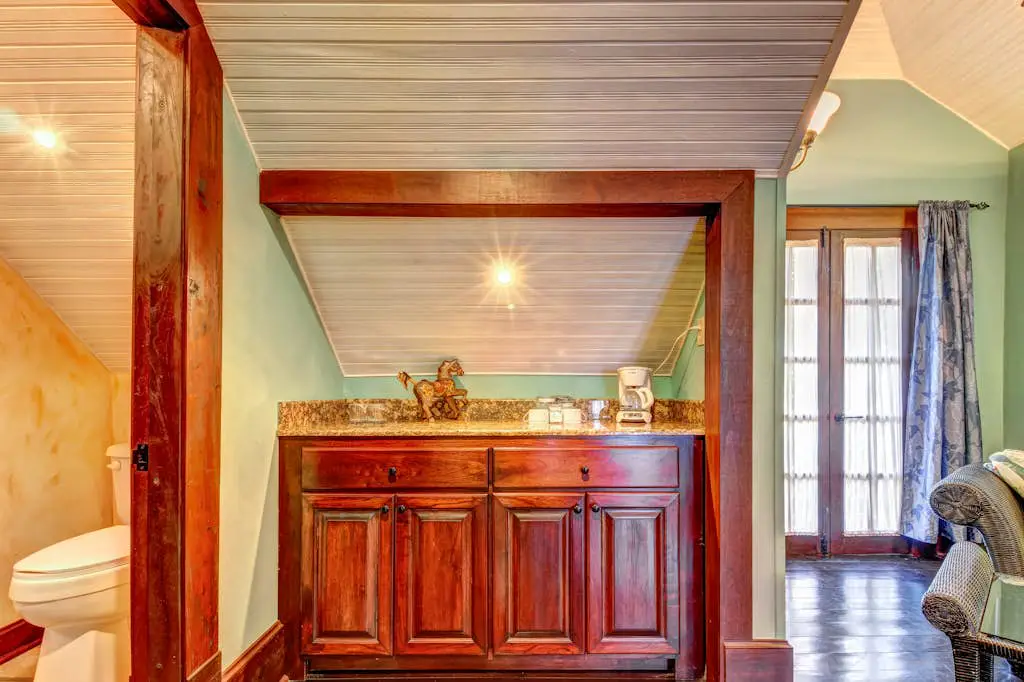 Toucan Suite at Mahogany Hall -Gold Standard Certified