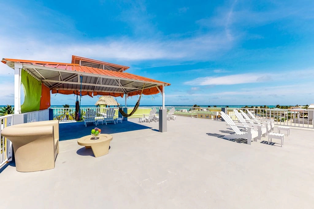 New River #7 at Laguna Suite -Gold Standard Certified