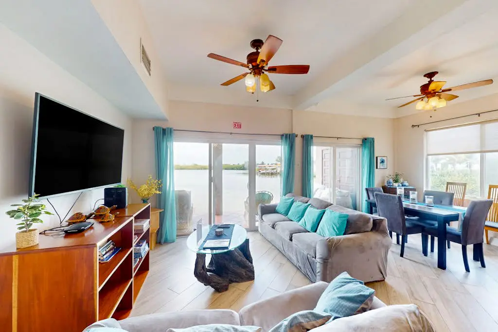 Suite H103 at Mara Laguna
