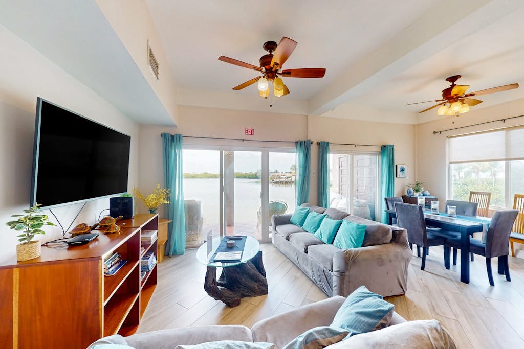 Suite H103 at Mara Laguna