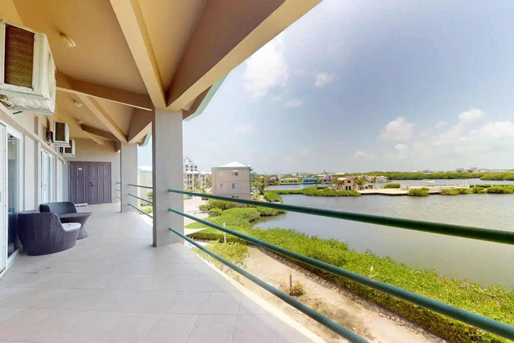Suite B301 at Mara Laguna