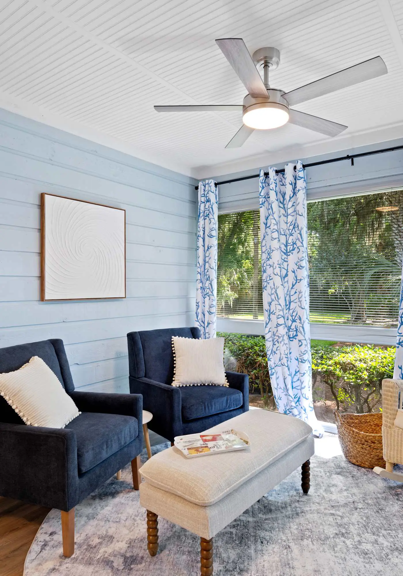 Spacious Townhouse Near Beach, Golf, Tennis