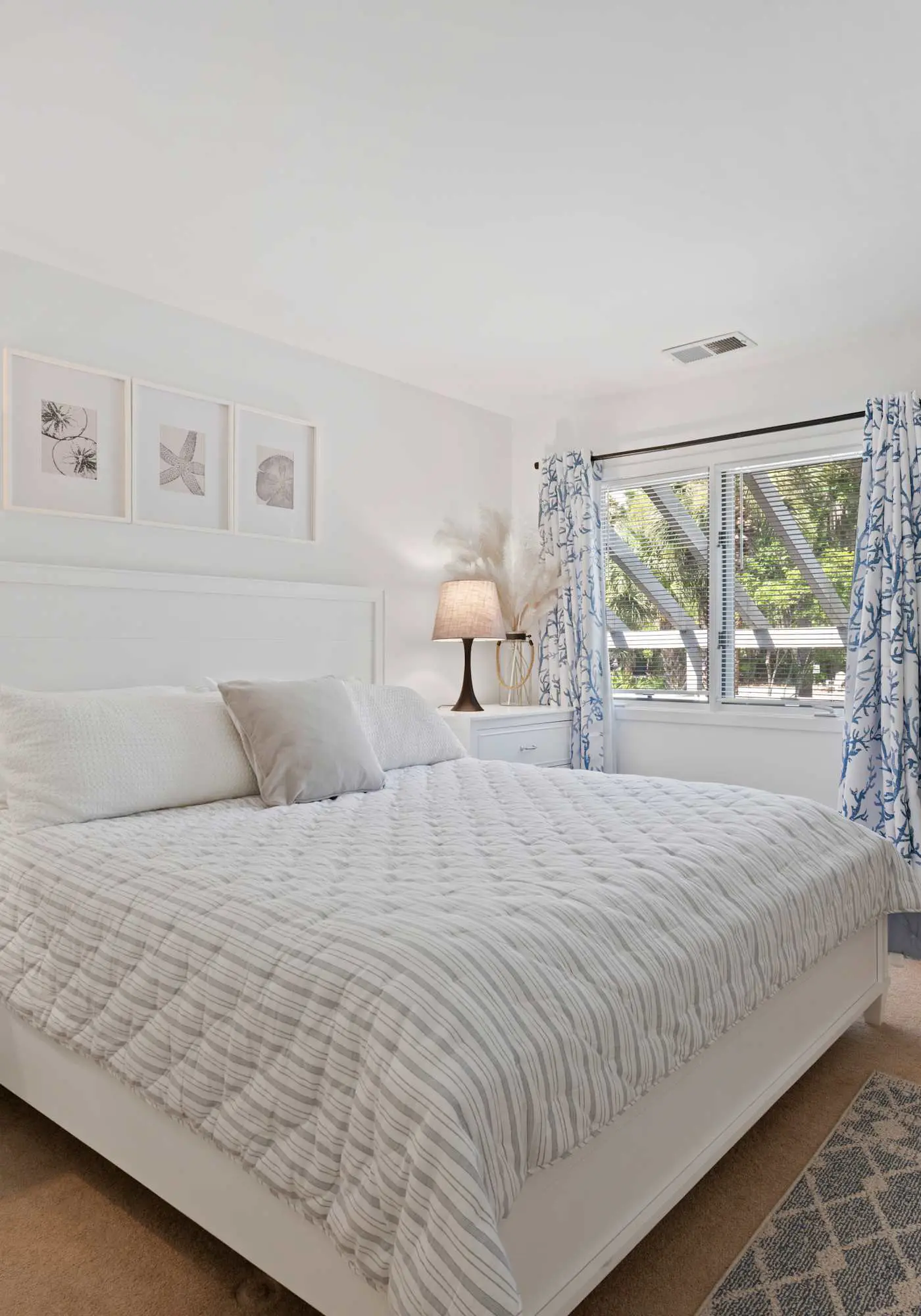 Spacious Townhouse Near Beach, Golf, Tennis