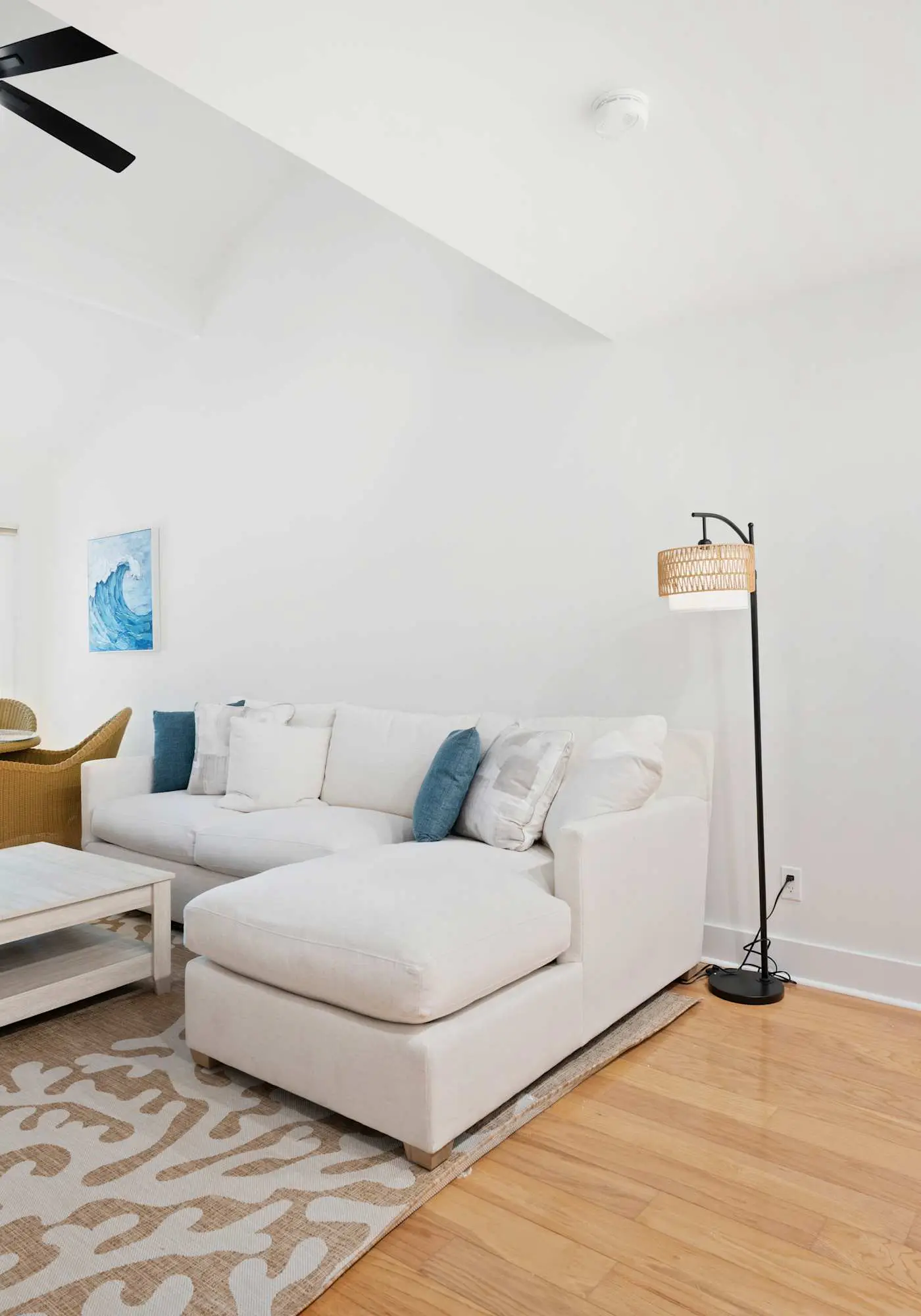 Spacious Townhouse Near Beach, Golf, Tennis