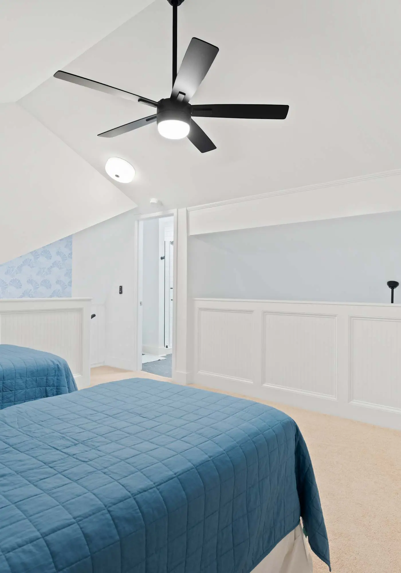 Spacious Townhouse Near Beach, Golf, Tennis