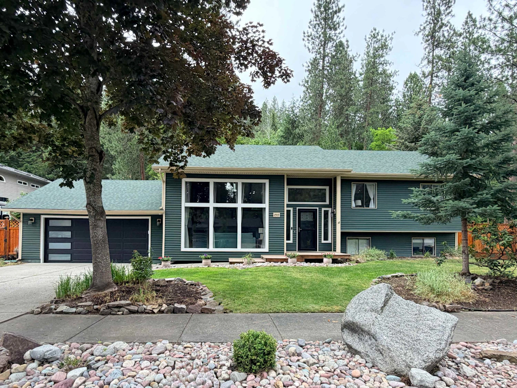 Fernan Retreat, 3BR Minutes to Downtown & the Lake