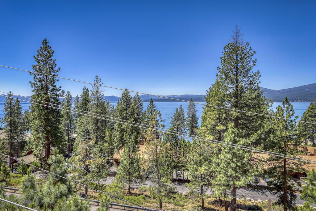 Welcome to your Tahoe getaway, where breathtaking lake views and comfortable mountain living come together!